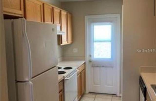 644 S GRAND HIGHWAY Gallery 3