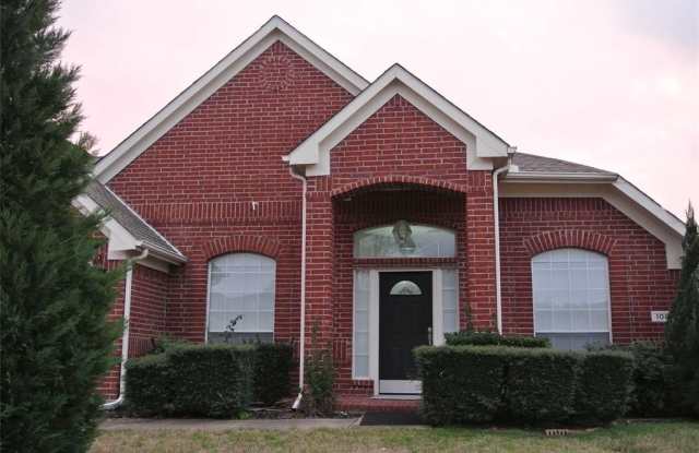 108 Dorsett Drive - 108 Dorsett Drive, Irving, TX 75063