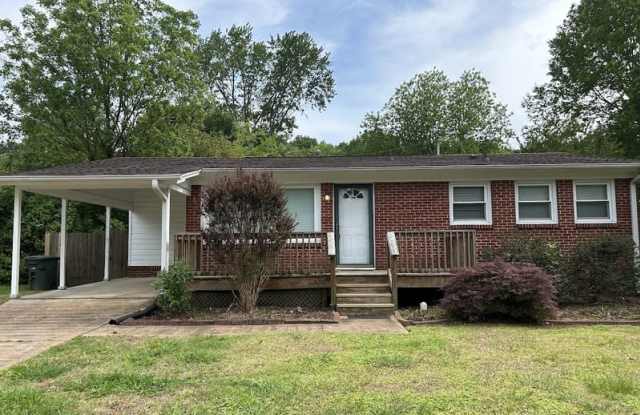 1928 Stevens Drive NE Gallery 1