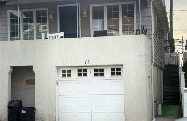 75 Wyoming Avenue lower unit photos photos