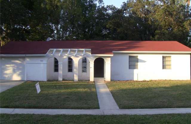 9081 N Golfview Drive - 9081 North Golfview Drive, Citrus Springs, FL 34434