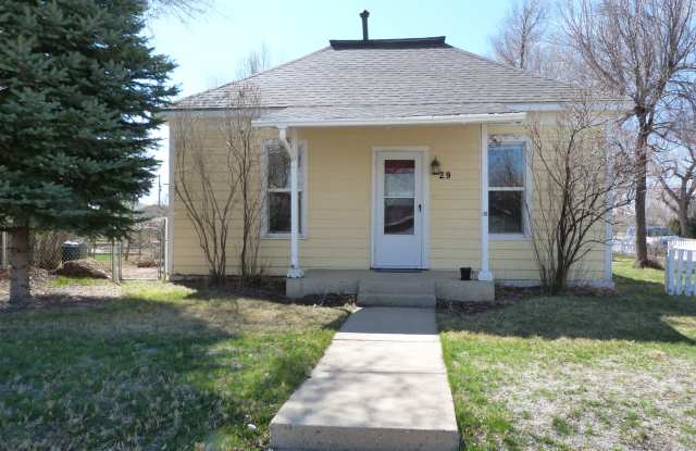 Cozy Cottage Close to Windsor Lake! photos photos Cozy Cottage Close to Windsor Lake! photos photos