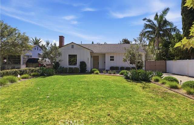 2311 Valencia Street North photos photos 2311 Valencia Street North photos photos