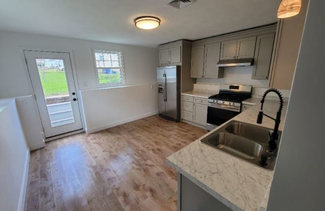 20 Church St - 20 Church Street, East Providence, RI 02914