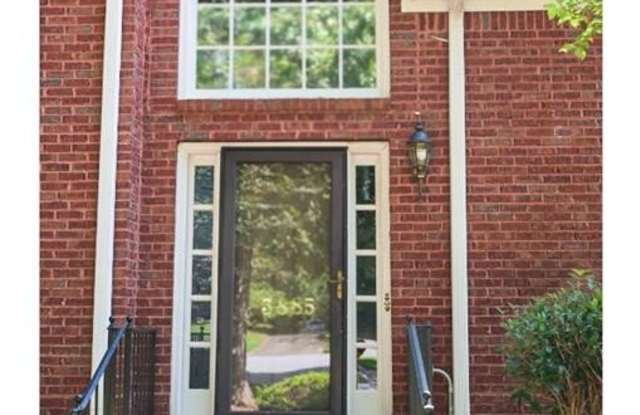 3885 Waterford Drive Gallery 3