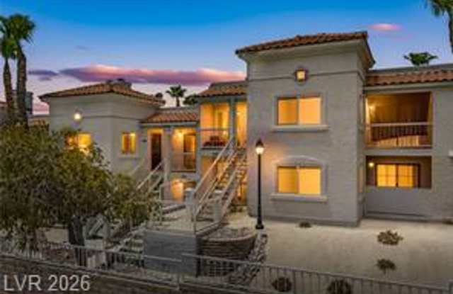 2 Bedroom Condo located in Las Palmas Gallery 1