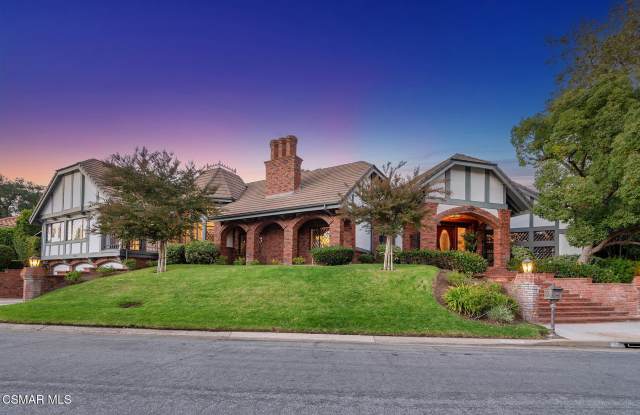 4445 Golf Course Drive photos photos