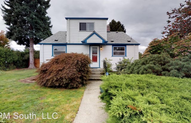 715 Thompson Street - 715 Thompson Street, Sumner, WA 98390