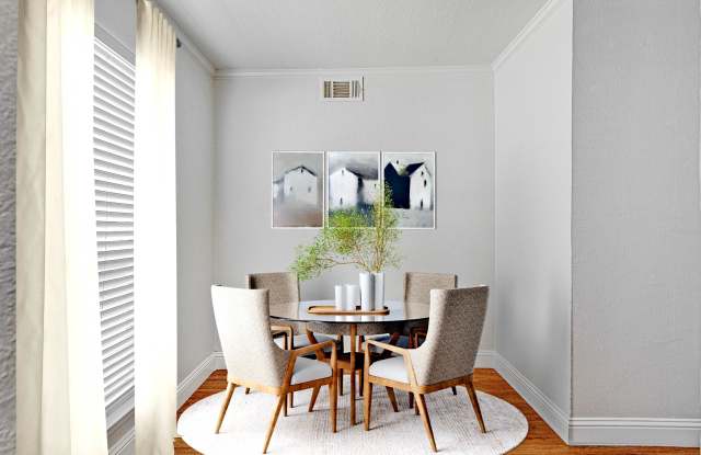 Mitchell Apartments Gallery 2