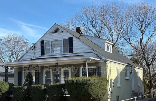 908 C Florida Ave. - 908 Florida Avenue, Martinsburg, WV 25401