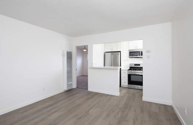 Remodeled North Park 1 BR with Stainless Steel Appliances and Washer/Dryer in Unit! photos photos Remodeled North Park 1 BR with Stainless Steel Appliances and Washer/Dryer in Unit! photos photos