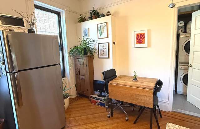 153 Underhill Ave # 1 Gallery 2