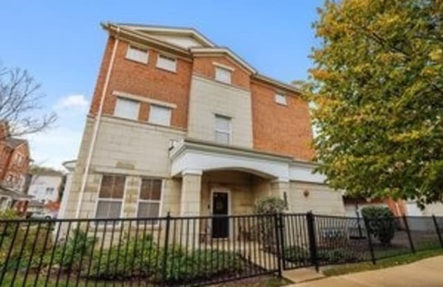 4744 N Lamon Avenue - 4744 North Lamon Avenue, Chicago, IL 60630