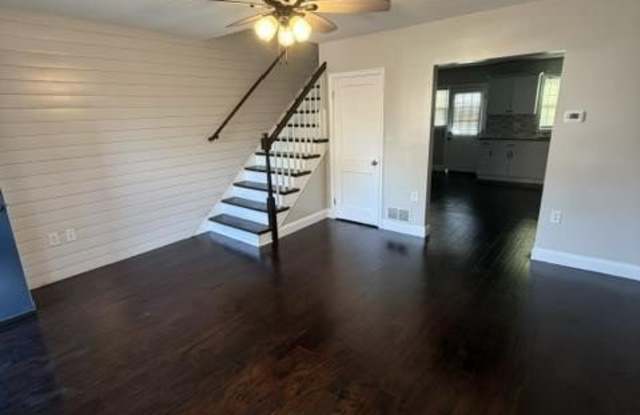 235 RIVERTHORN Road Gallery 1