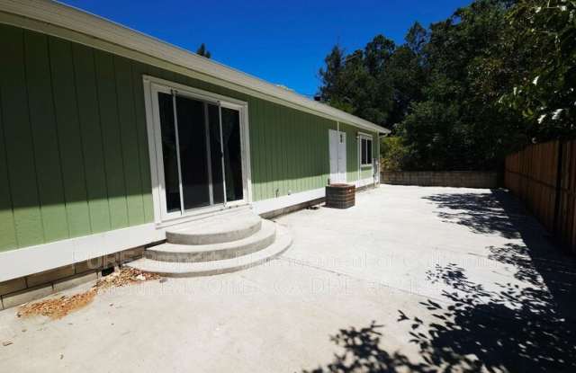 927 N Oak Street photos photos 927 N Oak Street photos photos