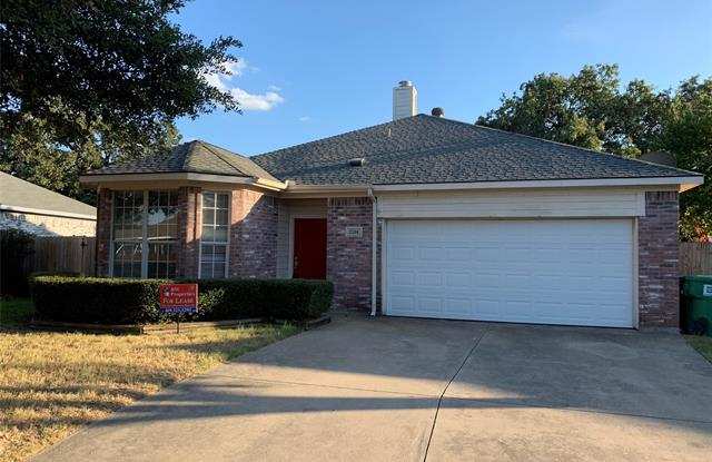 2204 Wildwood Lane - 2204 Wildwood Lane, Denton, TX 76210