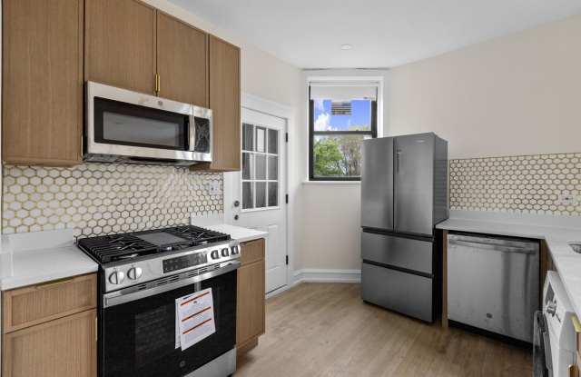 4636 North Hamilton Avenue photos photos