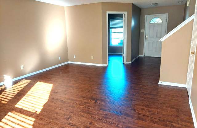 2 Story,3 Bed, 3 Bath 2,136 sq feet with garage Gallery 3