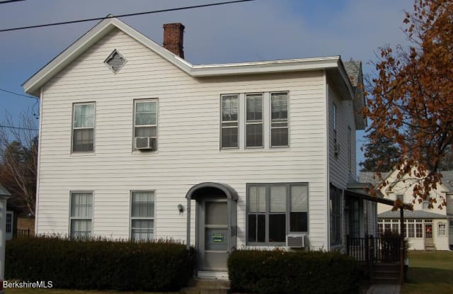 32 Mahaiwe St - 32 Mahaiwe Street, Great Barrington, MA 01230