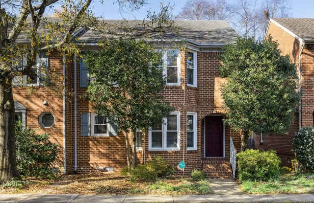 1127 Llewellyn Avenue - 1127 Llewellyn Avenue, Norfolk, VA 23507