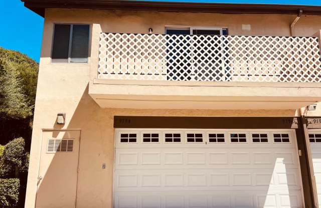 2-Bedroom Corner Condo in Rancho Peñasquitos Gallery 1