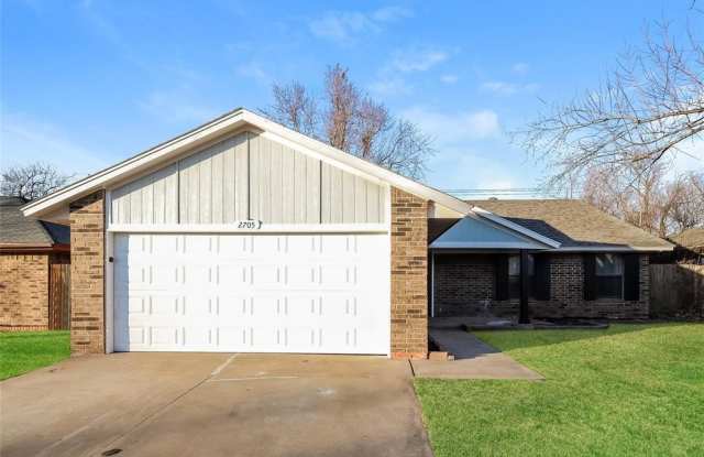 2705 Fairfield Drive photos photos
