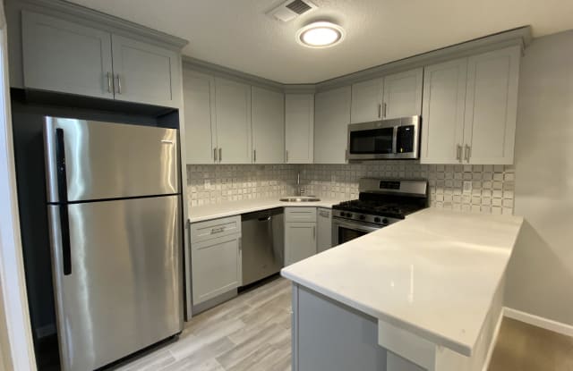 184 Wycoff Way W - 184 Wycoff Way W, Middlesex County, NJ 08816