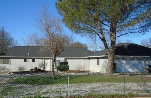 4 Bedroom in Ravenwood Subdivision Gallery 3