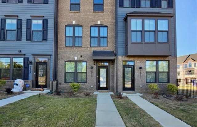 Charming 3BR Townhome in Charlotte photos photos