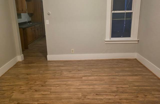 Spacious 4-Bedroom Home in Lancaster – $1,750/Month Gallery 4
