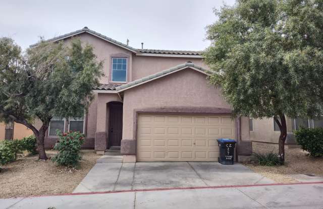 Washington/Rancho 4 bed, 2.5 bath - 2501 Living Rock Avenue, Las Vegas, NV 89106