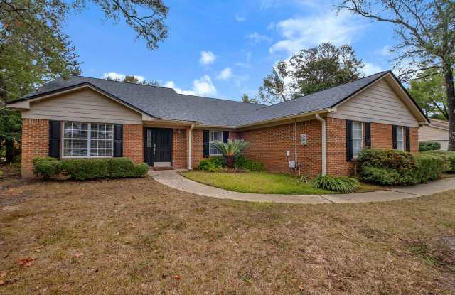Killearn Estates 4 Bedroom Brick Home - 2858 Ohara Drive, Tallahassee, FL 32309