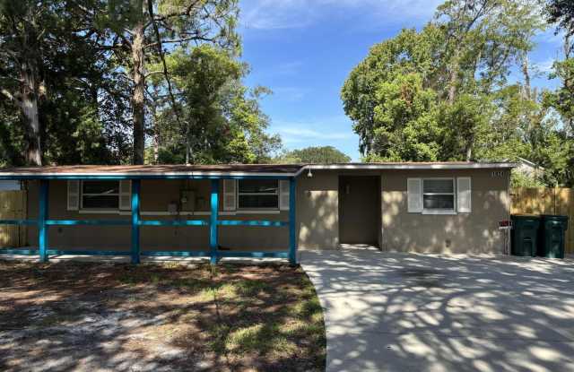 1824 S BROOKVIEW Drive S Gallery 1