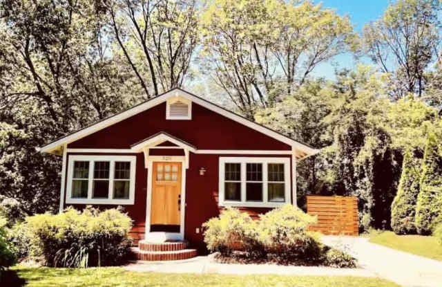 520 S Maple St photos photos