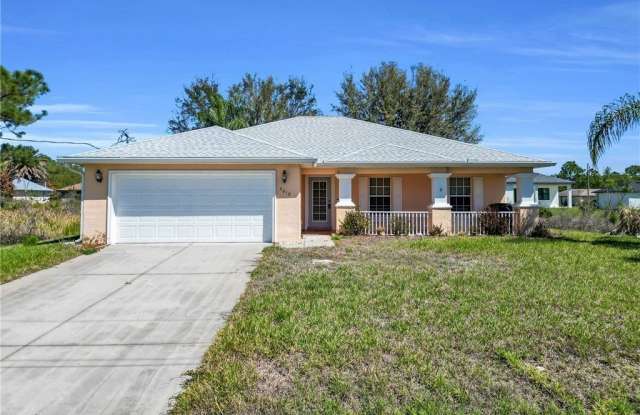 2610 40th Street W photos photos