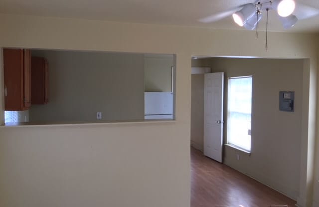 905 West Lynwood Avenue - 3 - 905 W Lynwood, San Antonio, TX 78201