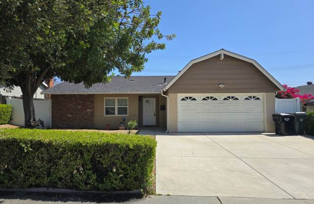 Beautiful 4 Bedroom Home - 3012 East Hollingworth Street, West Covina, CA 91792 Beautiful 4 Bedroom Home - 3012 East Hollingworth Street, West Covina, CA 91792