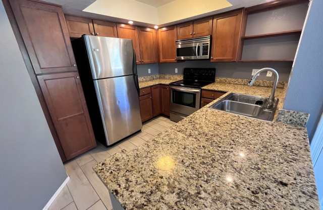 **HOLIDAY MOVE IN SPECIAL!**NE-3 bd/ 2bd Condo in gated community! photos photos **HOLIDAY MOVE IN SPECIAL!**NE-3 bd/ 2bd Condo in gated community! photos photos