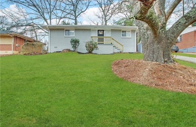 2233 Springdale Circle SW - 2233 Springdale Circle Southwest, East Point, GA 30315