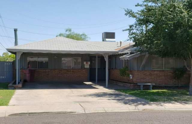 7547 E WINDSOR Avenue - 7547 East Windsor Avenue, Scottsdale, AZ 85257