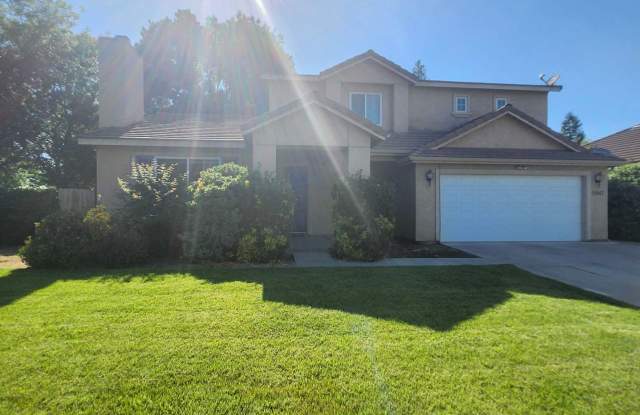 Spacious  Modern Home in Prime Visalia Location – 3947 S Oak View St photos photos