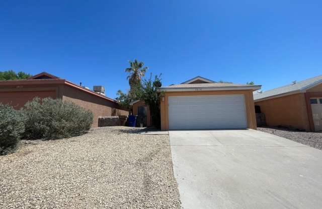 Charming 3-bedroom, 2-bathroom Home located off Don Roser Gallery 3