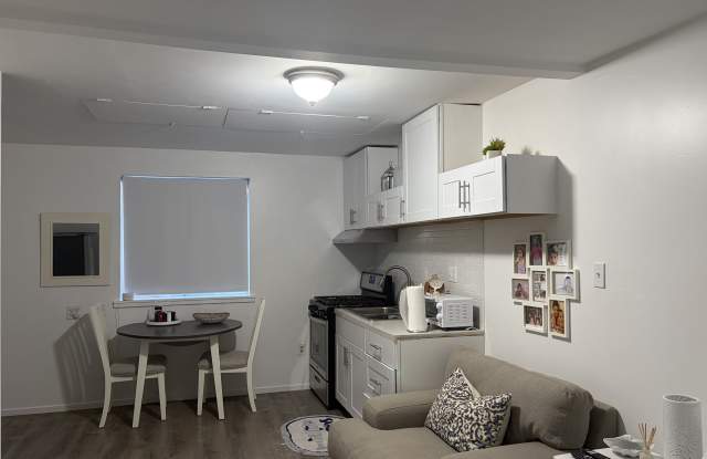 4665 Kleefeld Avenue photos photos