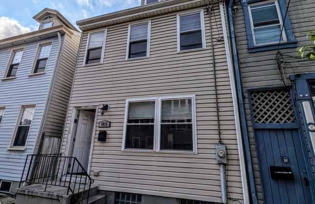 Southside Flats 3 bedroom! Central AC! Washer and Dryer Included! Available 8/21 photos photos Southside Flats 3 bedroom! Central AC! Washer and Dryer Included! Available 8/21 photos photos