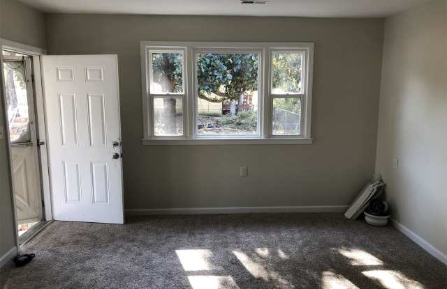 21200 Winfree Avenue Gallery 2