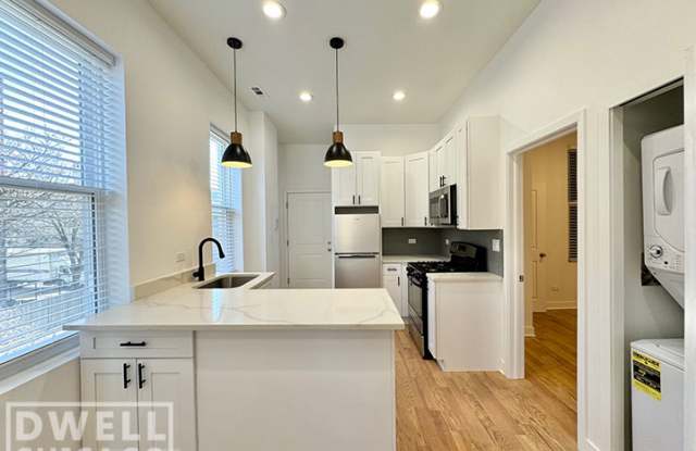 1344 W Ohio St photos photos