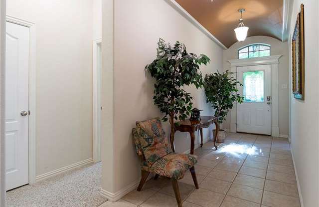 8340 Park Brook Drive Gallery 4