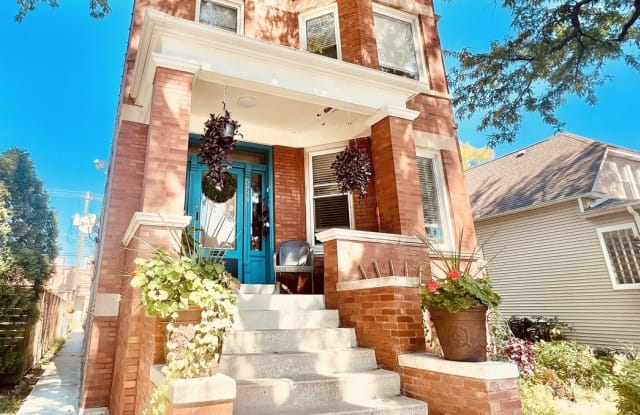 5834 W Dakin Street - 5834 West Dakin Street, Chicago, IL 60634