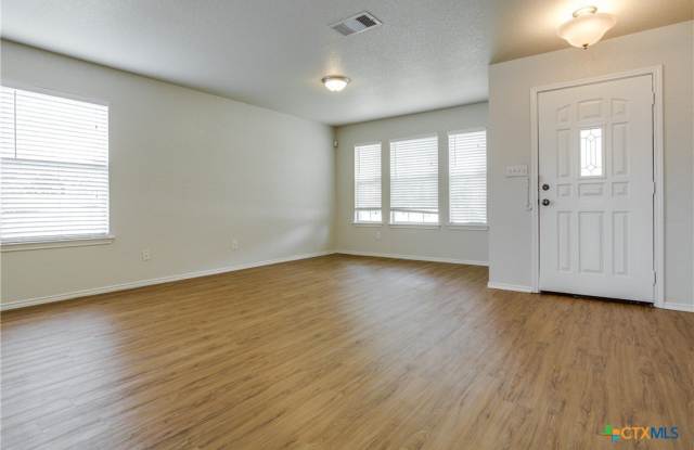 10542 Manor Creek Gallery 4