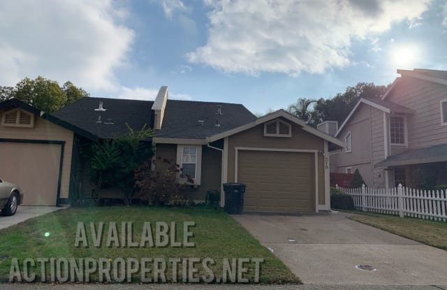 319 Canterbury Ave - 319 Canterbury Avenue, Roseville, CA 95678